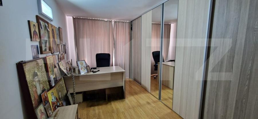 Casă individuală cu 7 camere cu Teren 700 Mp în Bordei
