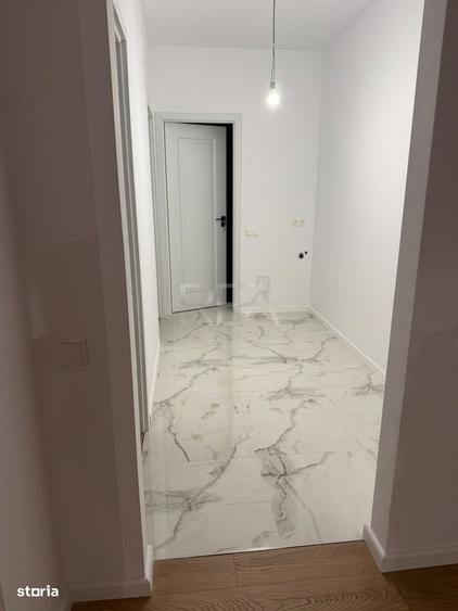 Apartament cu 4 camere semidecomandat în Sisești
