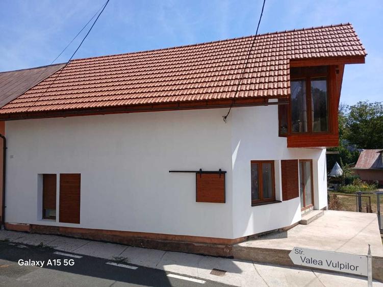Casă cu 4 camere în Steierdorf