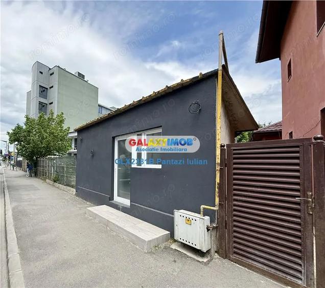 Spațiu comercial, de 20 mp, în Uverturii