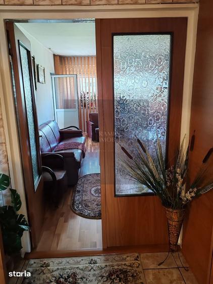 Apartament cu 3 camere decomandat, mobilat în Cișmigiu