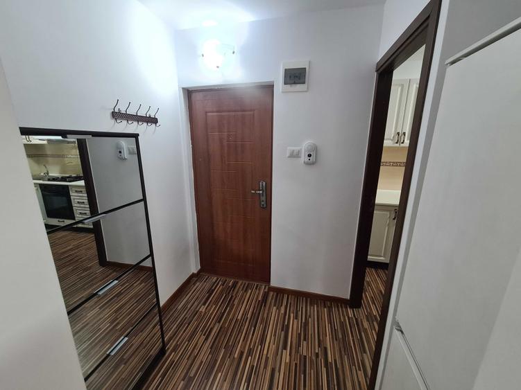 Inchiriez apartament 2 camere - Municipiul Roman, Zona Anton Pann - 8