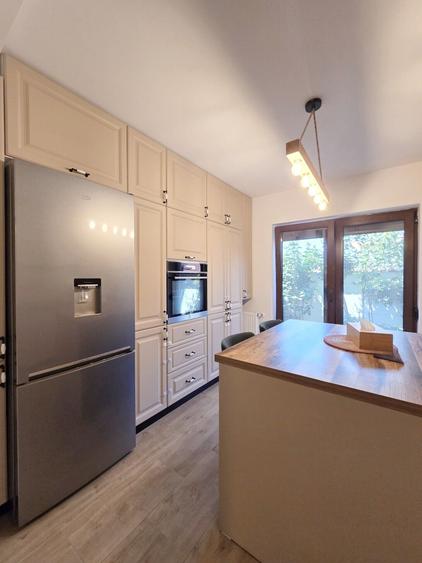 Duplex cu 5 camere cu Canalizare în Theodor Pallady
