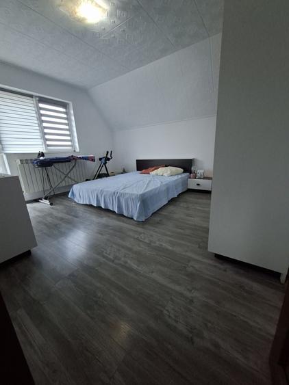 Casă cu 4 camere în Cârcea