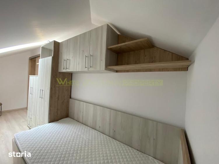 Apartament cu 3 camere decomandat, mobilat în Tractorul