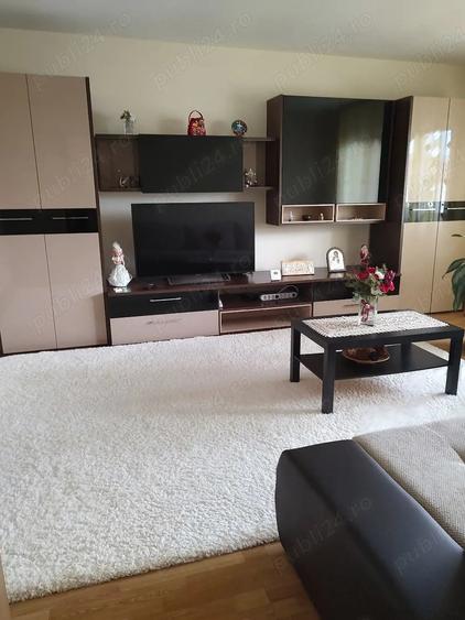 Casă cu 5 camere cu Teren 362 Mp în Malu Mare