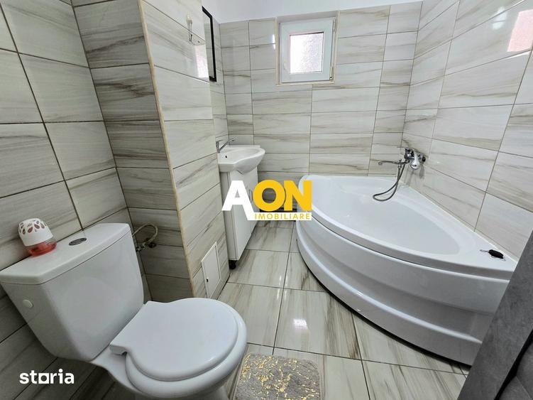 Apartament cu 3 camere, mobilat în Cetate
