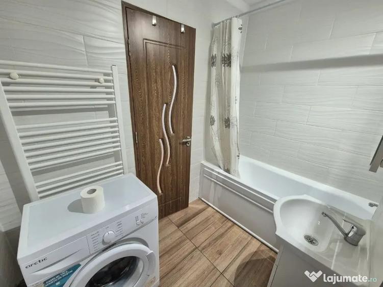Apartament cu 2 camere decomandat în Centrul Civic