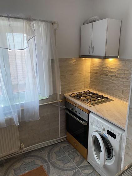 Apartament cu 2 camere decomandat în Valea Lupului
