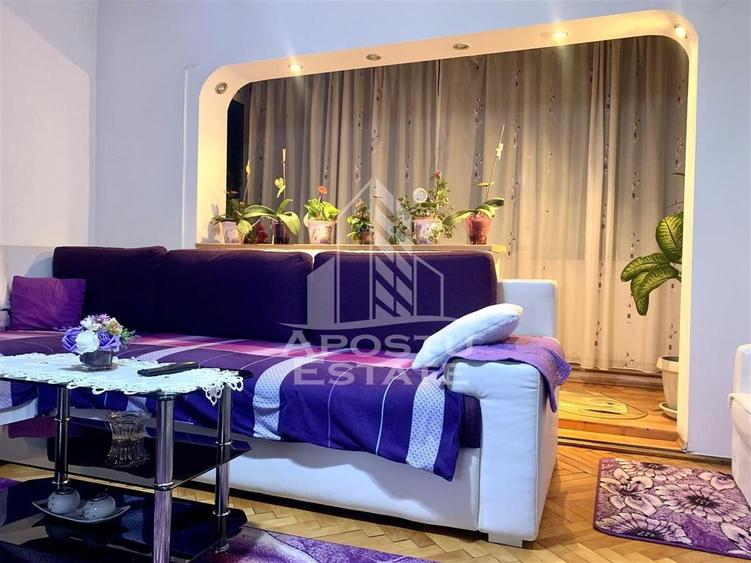 Apartament cu 2 camere semidecomandat, mobilat în Girocului