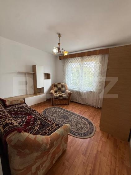 Apartament cu 3 camere decomandat, mobilat în Unirii