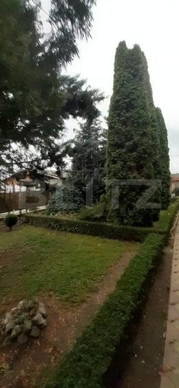 Casă individuală cu 6 camere cu Garaj în Pucioasa