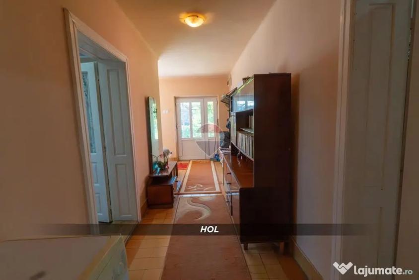 Casă cu 2 camere cu Teren 1300 Mp în Copalnic