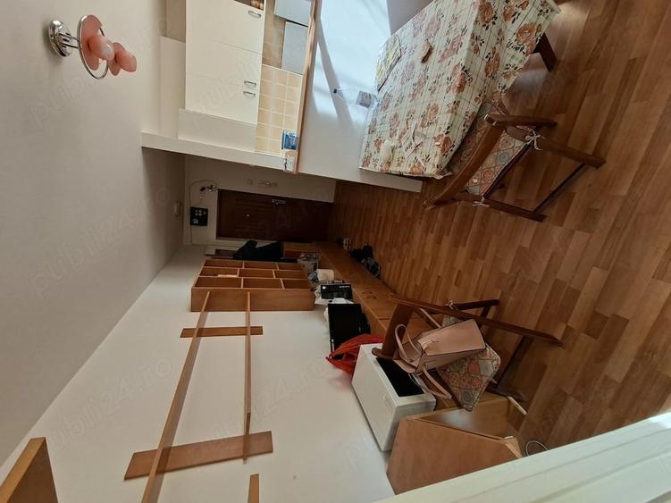 Garsonieră decomandată în Rogerius