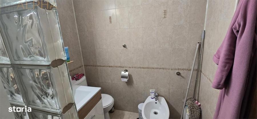 Apartament cu 3 camere în Decebal