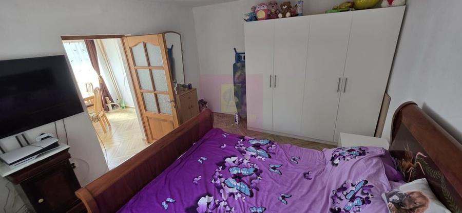 Casă cu 4 camere cu Teren 451 Mp în Central