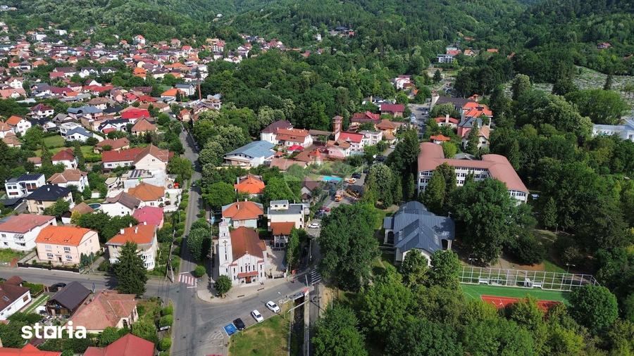 Spațiu comercial, de 135 mp, în Valea Roșie