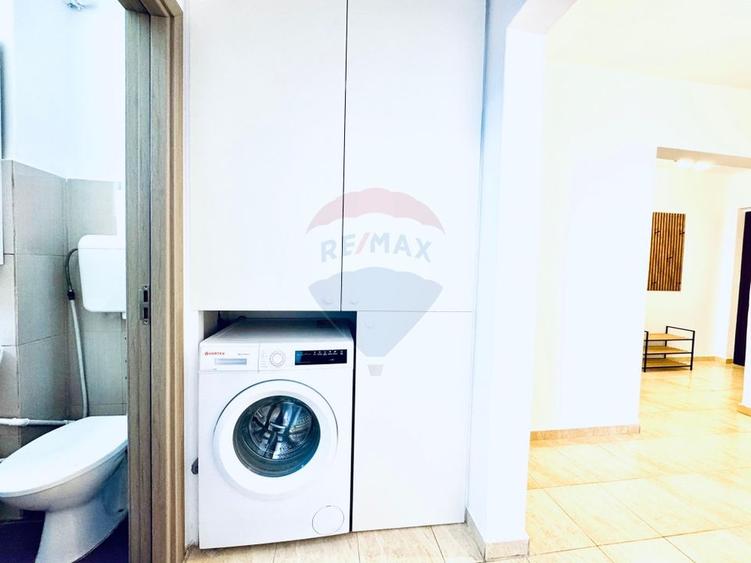 Apartament cu 3 camere de închiriat - 12