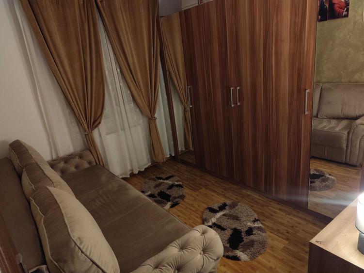 Apartament cu 2 camere semidecomandat în Vasile Aaron