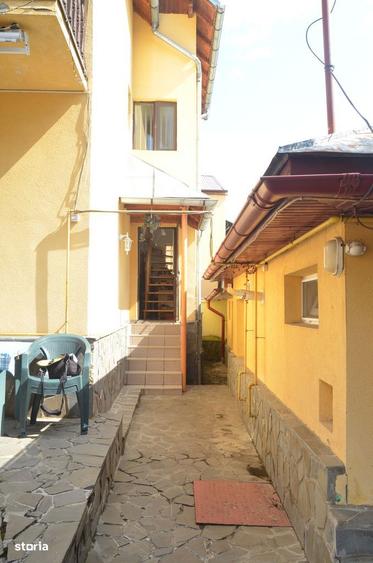 Casa de vacanta cu 7 camere-Busteni - 12