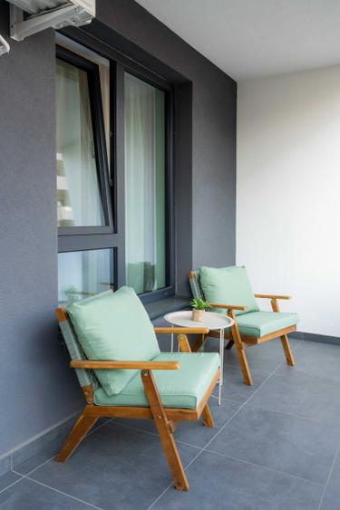Apartament cu 2 camere semidecomandat în Torontalului