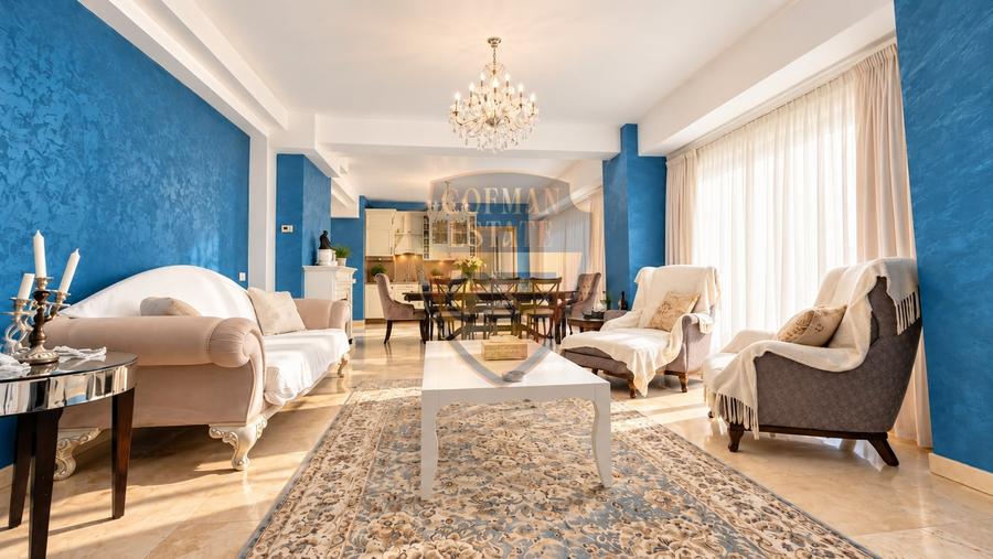 Apartament cu 4 camere decomandat în Mamaia-Sat