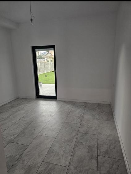 Duplex cu 2 camere cu Canalizare în Moșnița Nouă