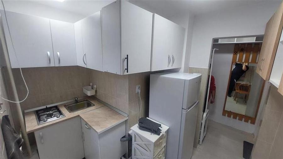 Garsonieră decomandată în Complex Studențesc