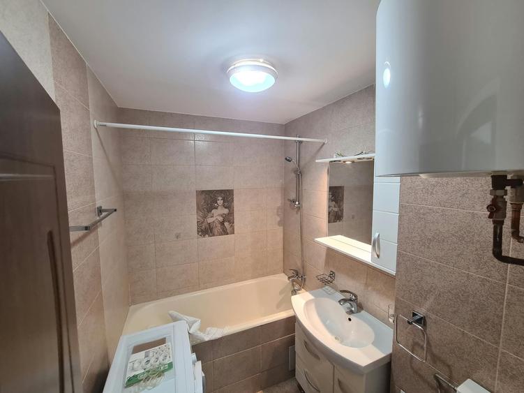 Garsonieră decomandată în Basarabia