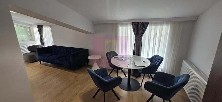 Apartament cu 2 camere semidecomandat în Central
