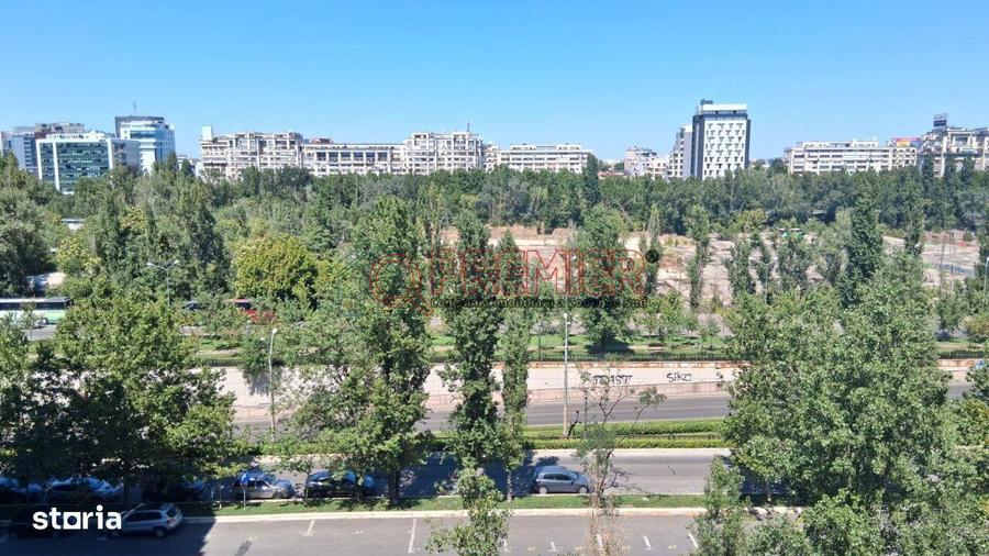 Apartament cu 4 camere decomandat în Octavian Goga