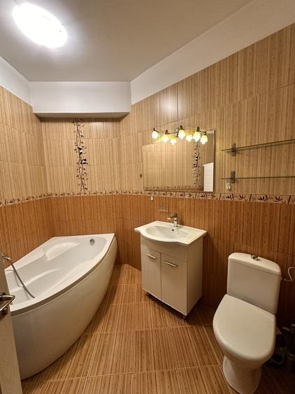Apartament cu 2 camere semidecomandat în Fundeni