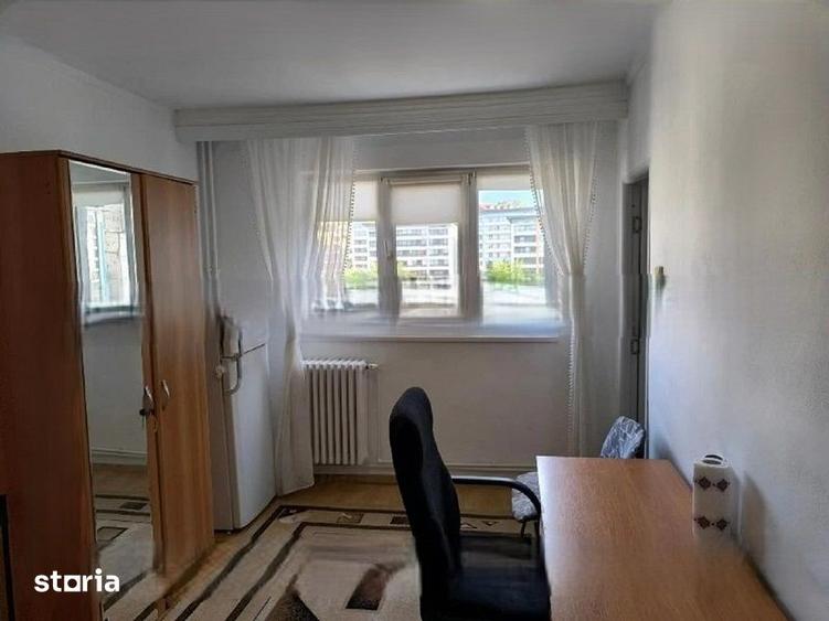 Garsonieră decomandată în Podu Roș