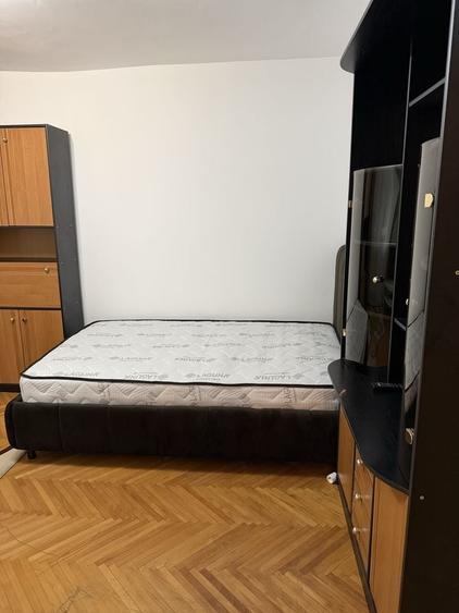 Garsonieră decomandată în Medicină
