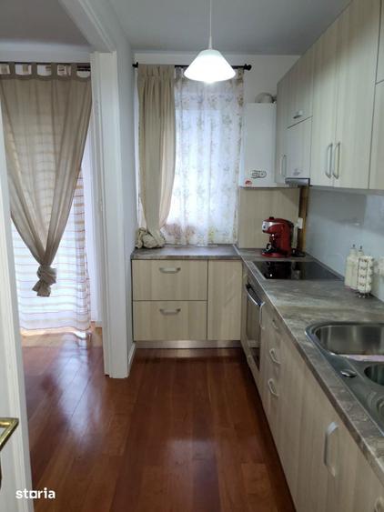 Apartament cu 3 camere în Lazaret