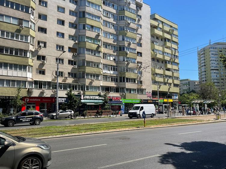 Spațiu comercial, de 74 mp, în Pantelimon
