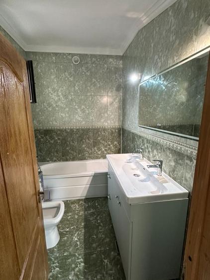 Casă cu 2 camere cu Teren 100 Mp în Central