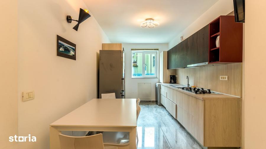 Apartament cu 2 camere decomandat în Central