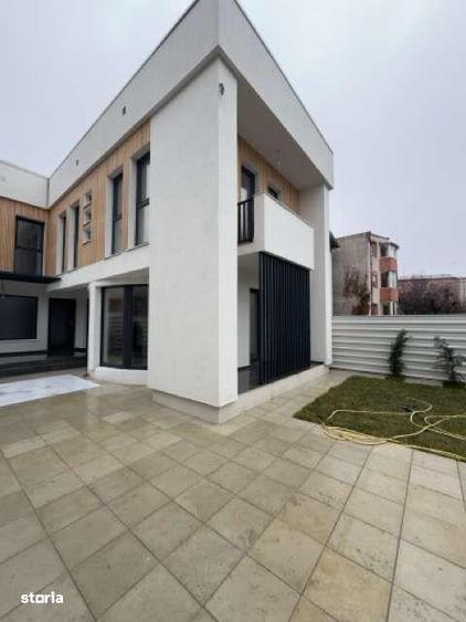 Casă cu 4 camere cu Teren 200 Mp în Valea Rosie