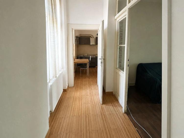 Apartament cu 3 camere decomandat în Traian