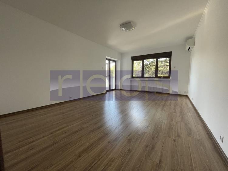Apartament cu 3 camere decomandat în Kiseleff