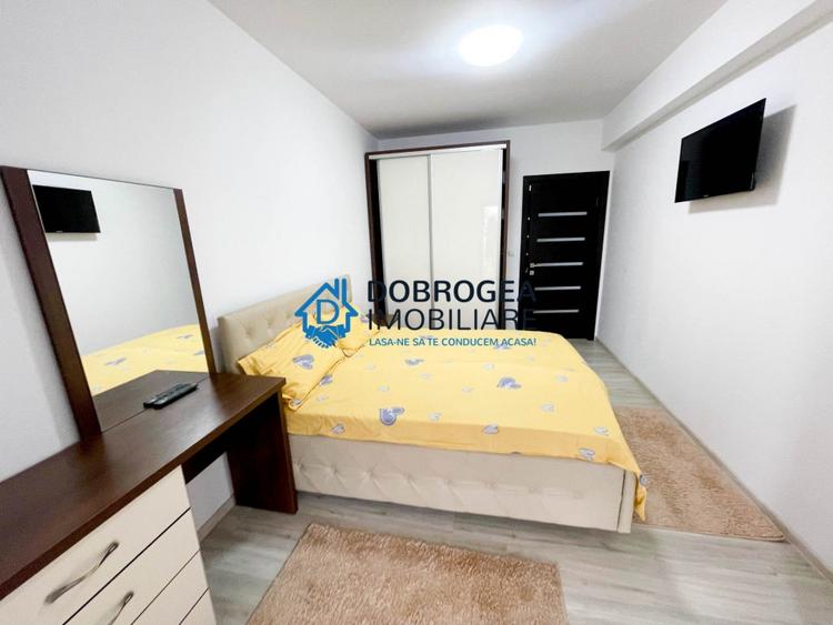 Apartament cu 2 camere decomandat, mobilat în C5