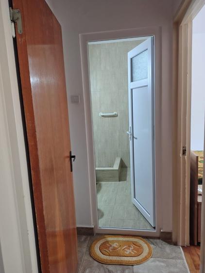 Apartament cu 2 camere semidecomandat în Exterior Vest