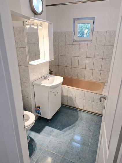 Apartament cu 2 camere decomandat, mobilat în Soarelui