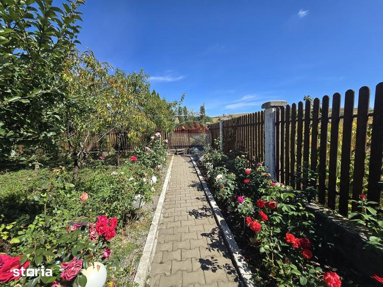 Casă cu 7 camere cu Teren 4431 Mp în Feleacu