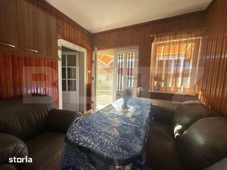 Casa cu 2 apartamente, 2 corpuri si teren Rasnov - 3