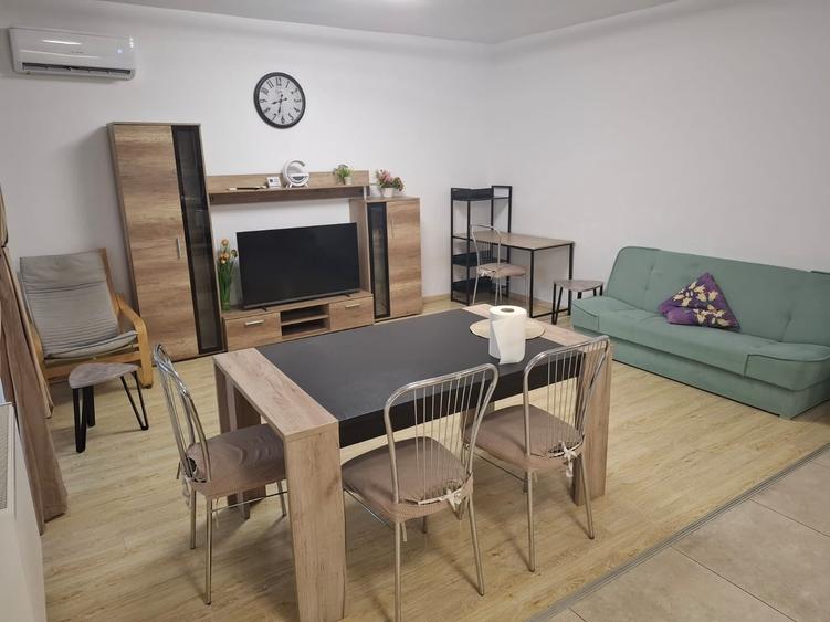 Apartament cu 2 camere semidecomandat, mobilat în Giulești