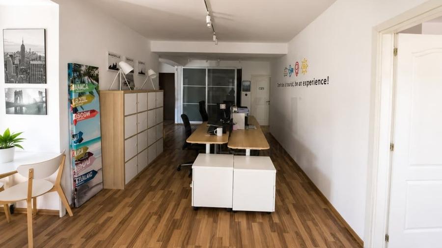 Apartament cu 3 camere decomandat în Dorobanți