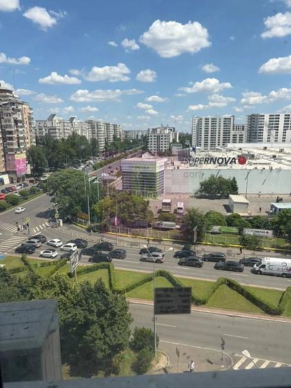 Apartament cu 4 camere decomandat în Lujerului