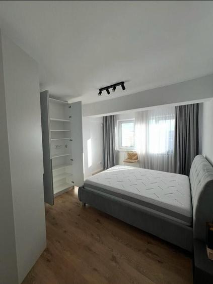 Apartament cu 2 camere decomandat în Exterior Vest